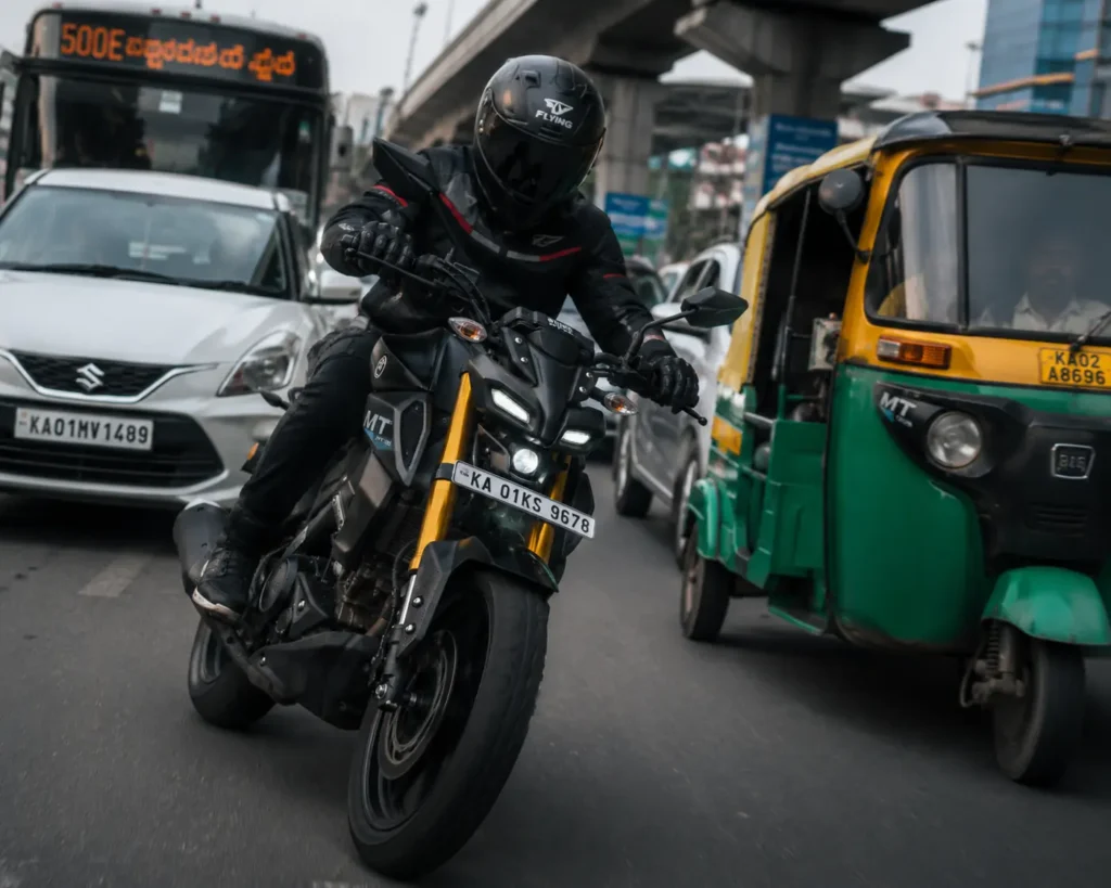 Yamaha MT 15 V2.0 handling city traffic with ease